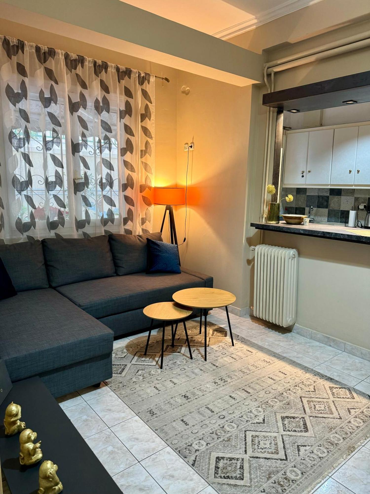 Cozy Home In Nea Smirni Афіни Екстер'єр фото